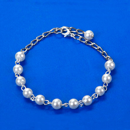 Pulsera Con Perlas Y Cadena Blanco-Plata
