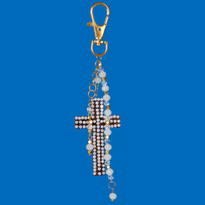 Llavero Con Cruz De Madera Y Creando Con Brillantes