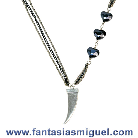 Collar De Cadenas C/ Colmillo Y Corazón
