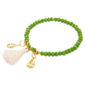 Pulsera Verde Con Borla Y Dijes Oro