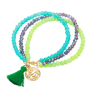 Pulsera Triple Con Borla Y Dije Grabado Oro