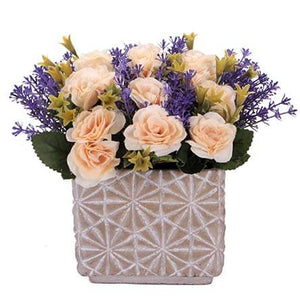 Arreglo De Rosas Con Follaje Morado
